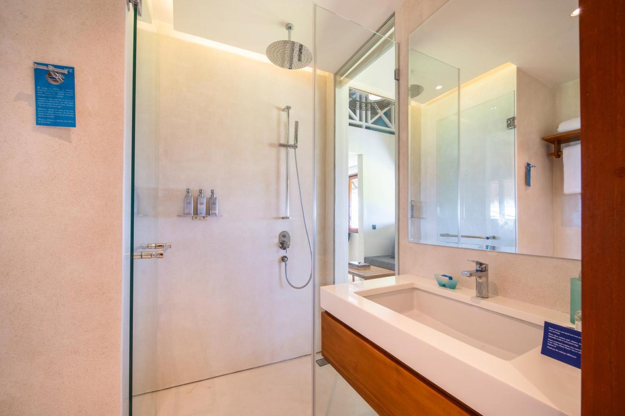 Ize By Lifestyleretreats Hotel 4*